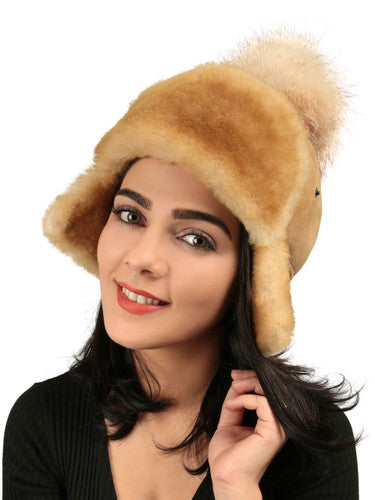 Zavelio Women's Sheepskin Pom-Pom Hat – Tan