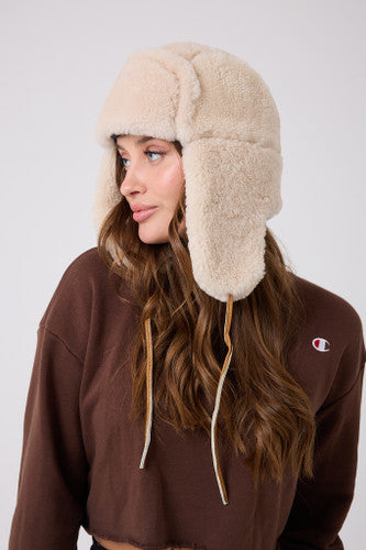 Zavelio Curly Sheepskin Aviator Hat – Cream Curly
