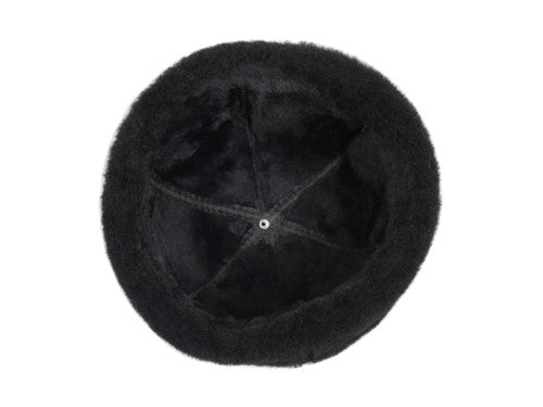 Zavelio Bonnet en peau de mouton – entièrement noir
