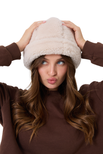 Zavelio Curly Sheepskin Bucket Hat – Cream Curly