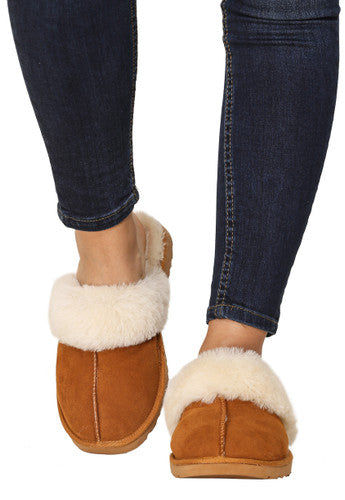 Zavelio Women's Sheepskin Slippers – Chestnut