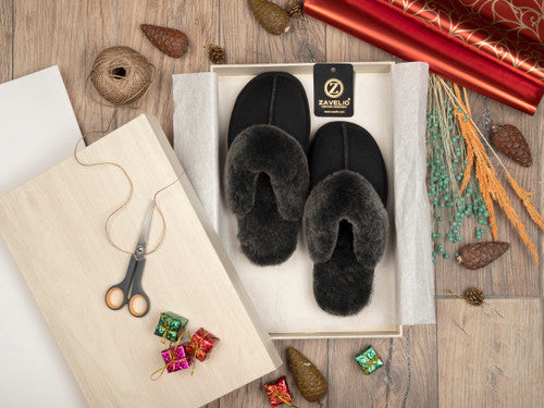 Zavelio Women's Sheepskin Slippers – Black